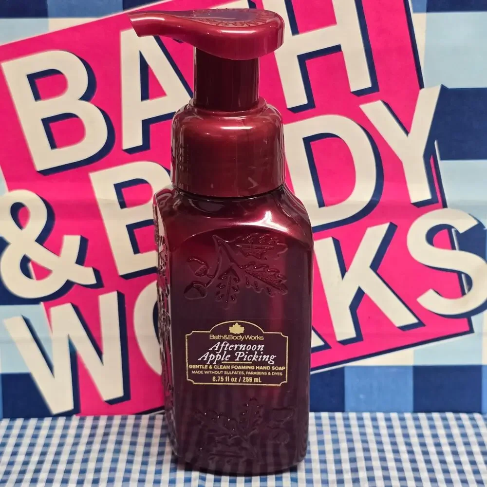 BBW Afternoon Apple Picking Gentle & Glean Foaming Hand Soap Perforated Bottle